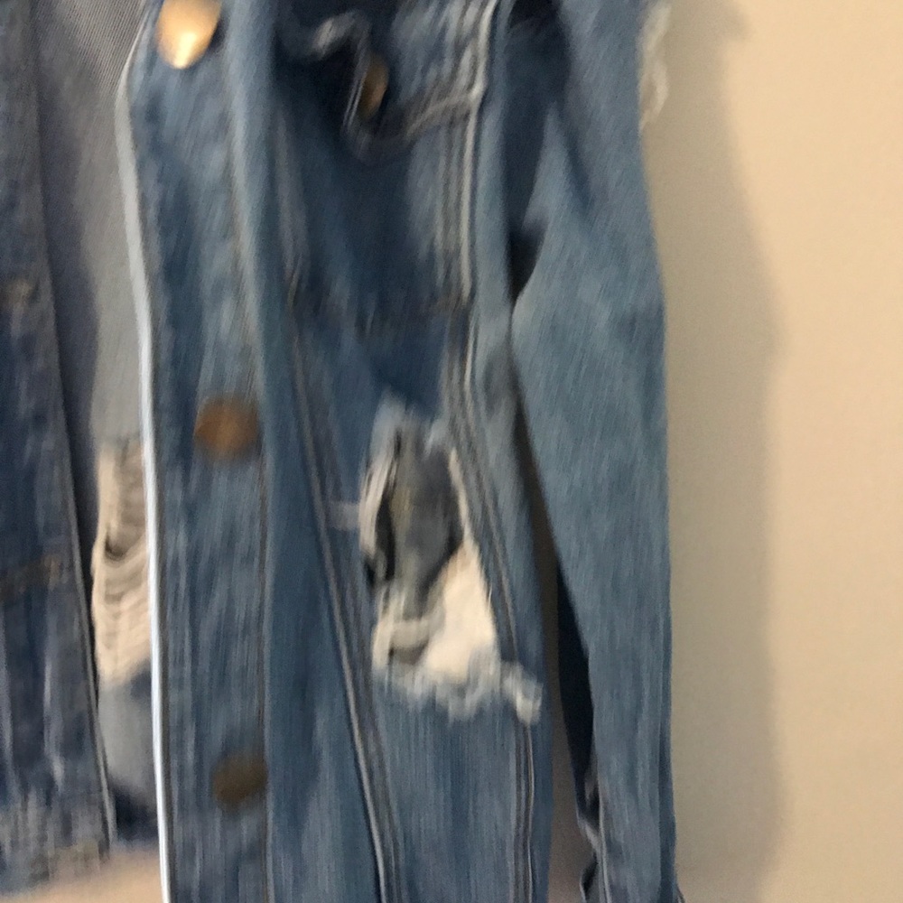 Jean jacket - Picture 2 of 4